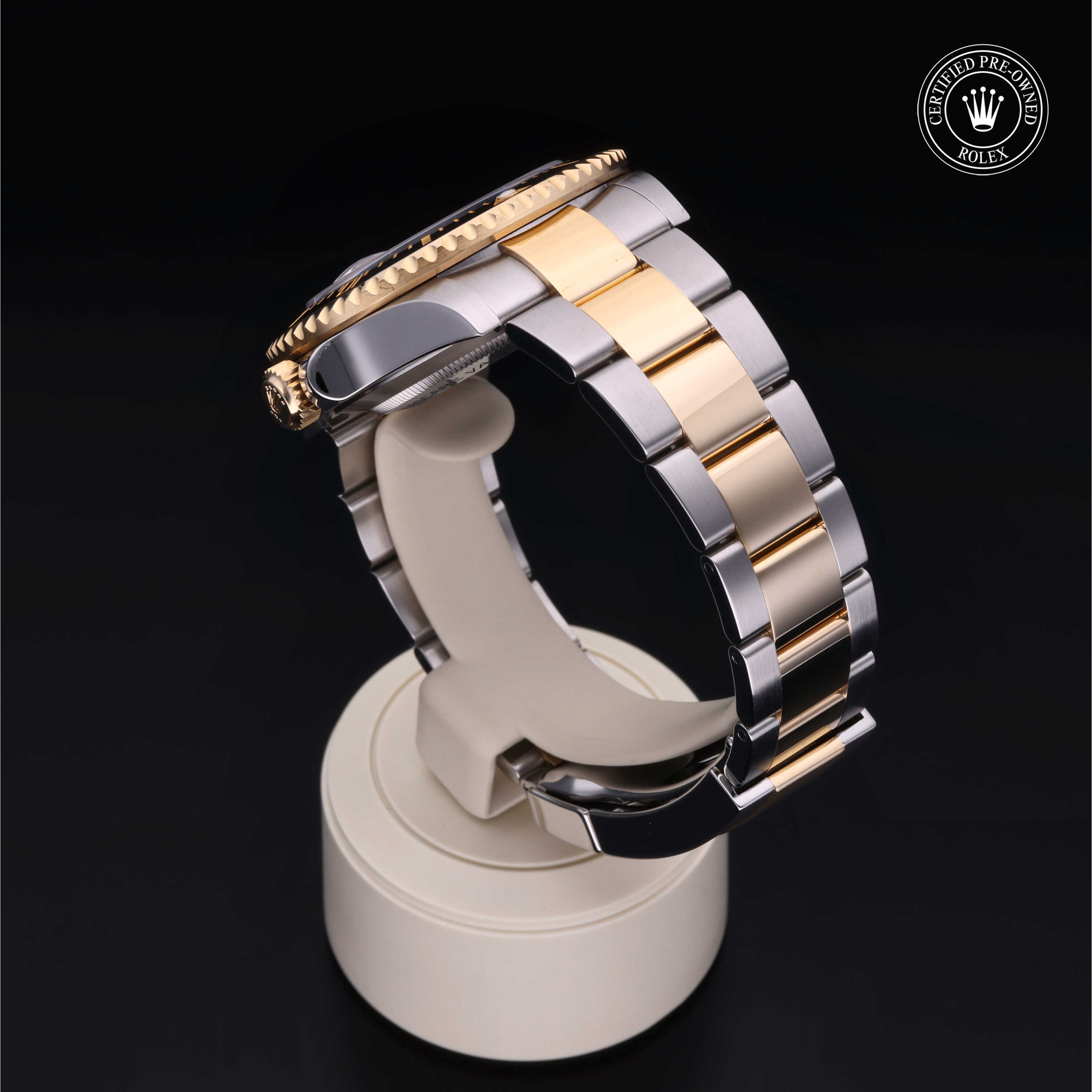 Rolex Certified Pre-Owned Sea-Dweller Sea-Dweller, 2020, Rolesor 18 Carat Yellow, 43 mm - image 4 of 5