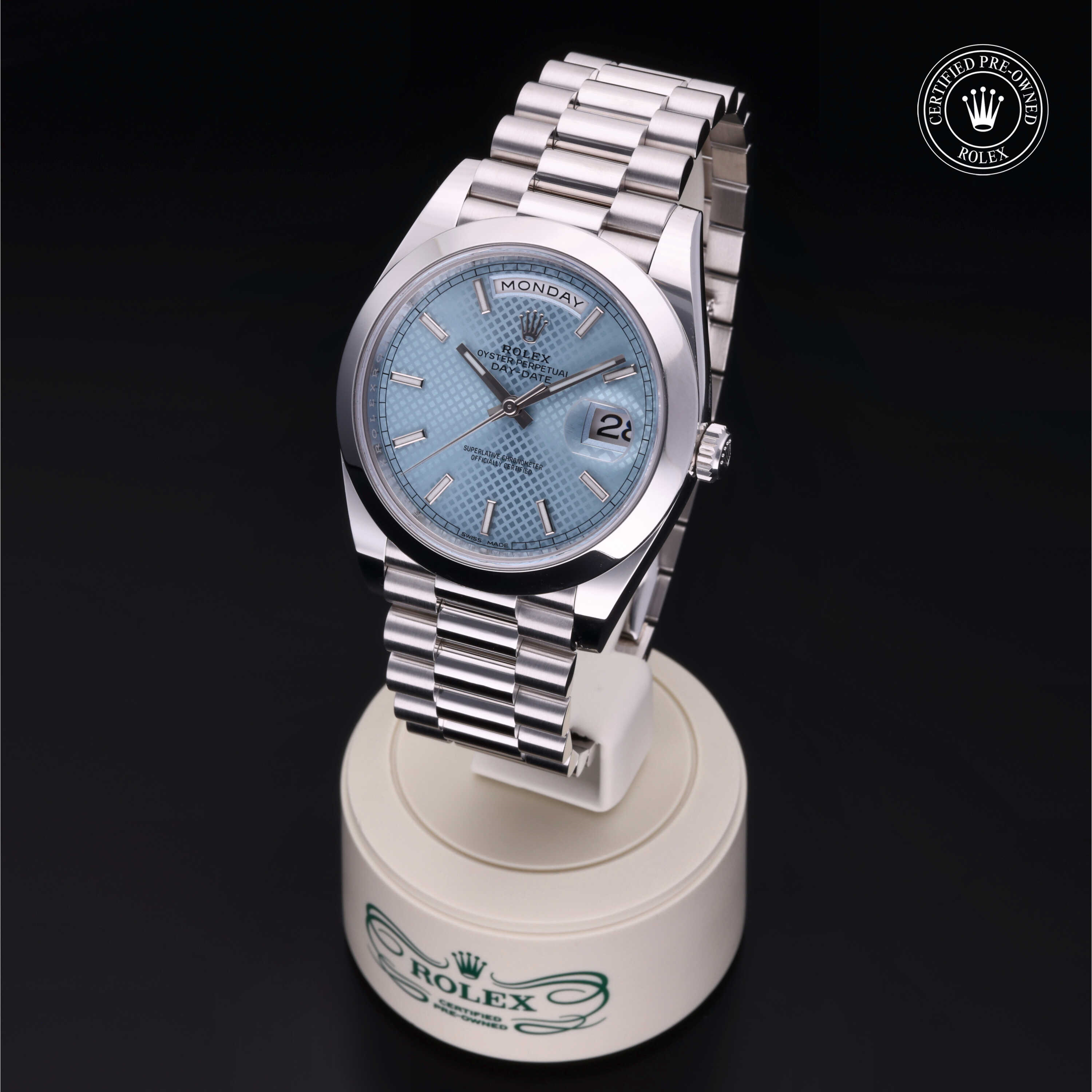 Pre-owned watches Day-Date 228206