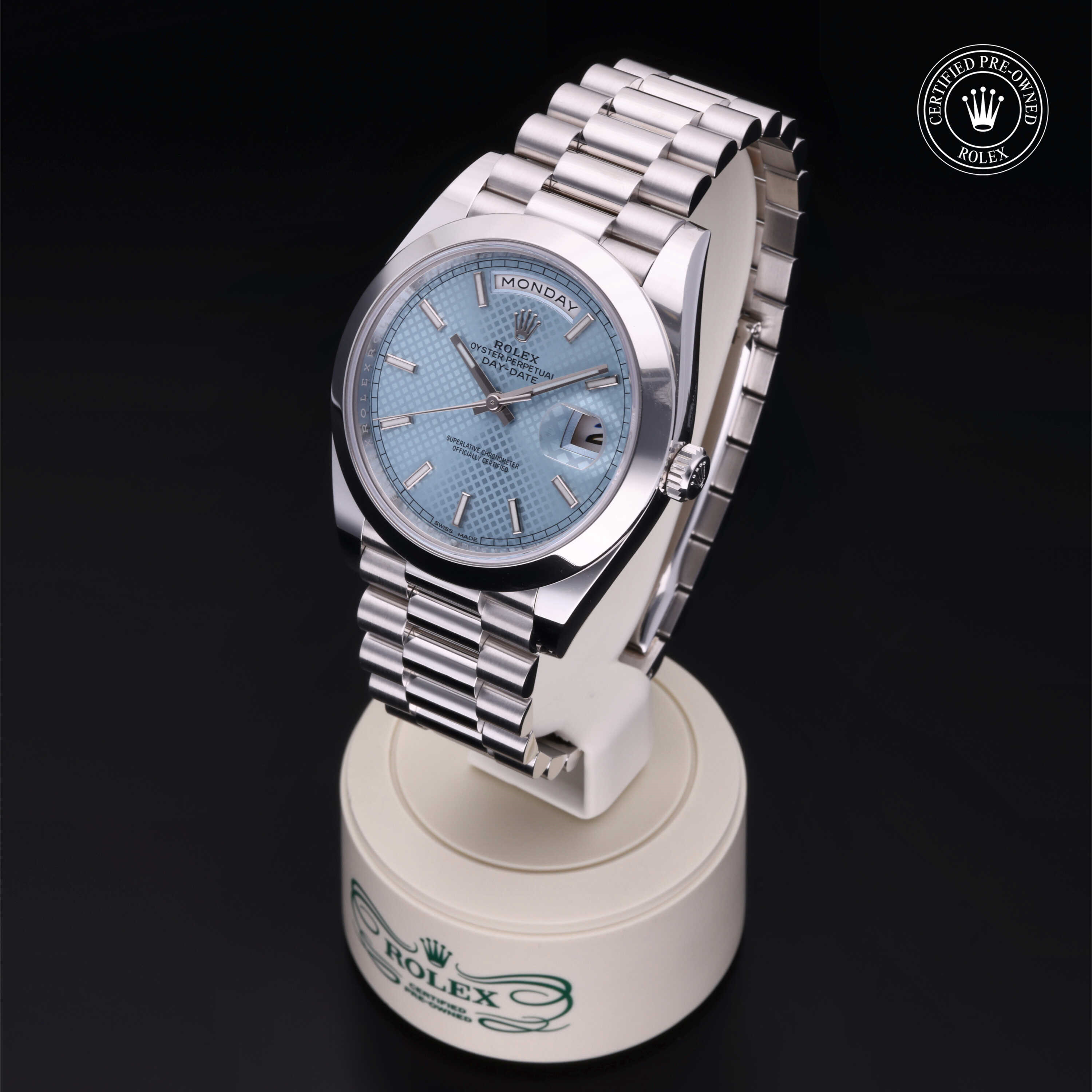 Pre-owned watches Day-Date 228206