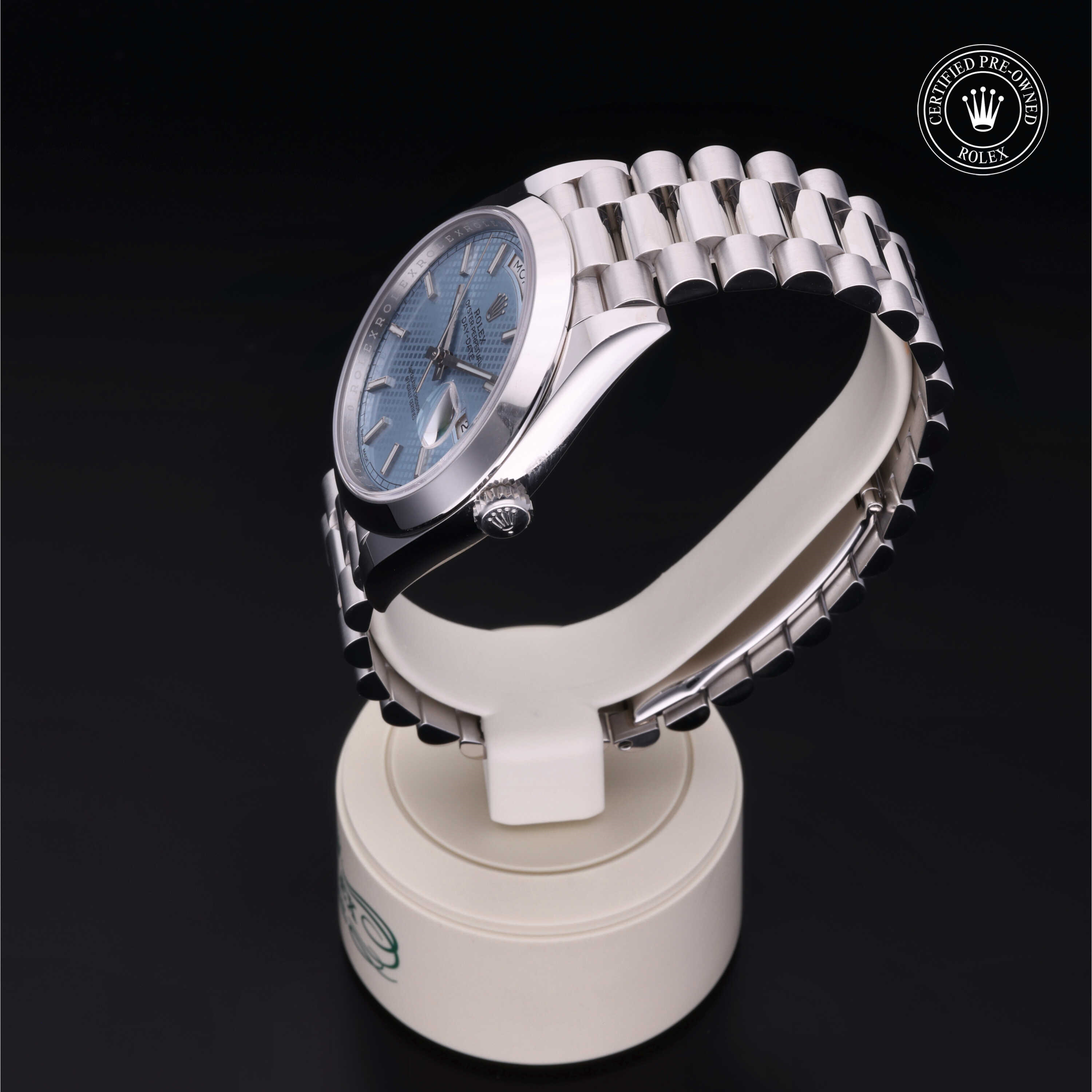 Pre-owned watches Day-Date 228206