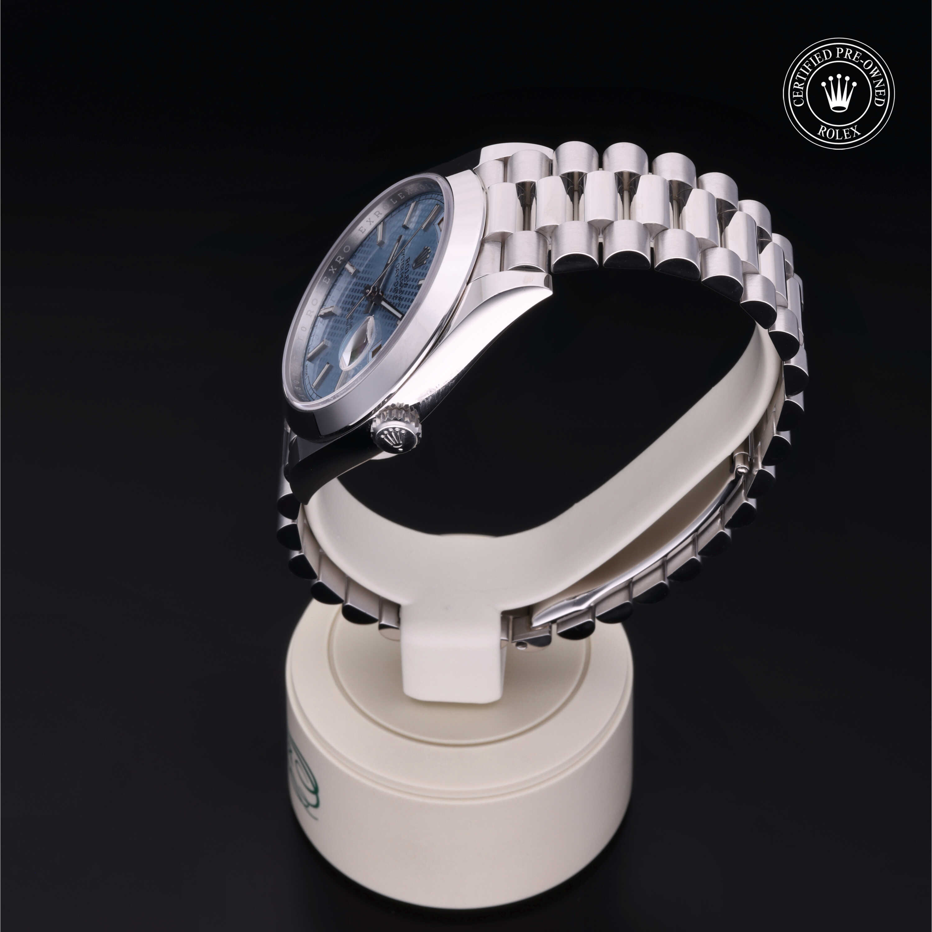 Pre-owned watches Day-Date 228206