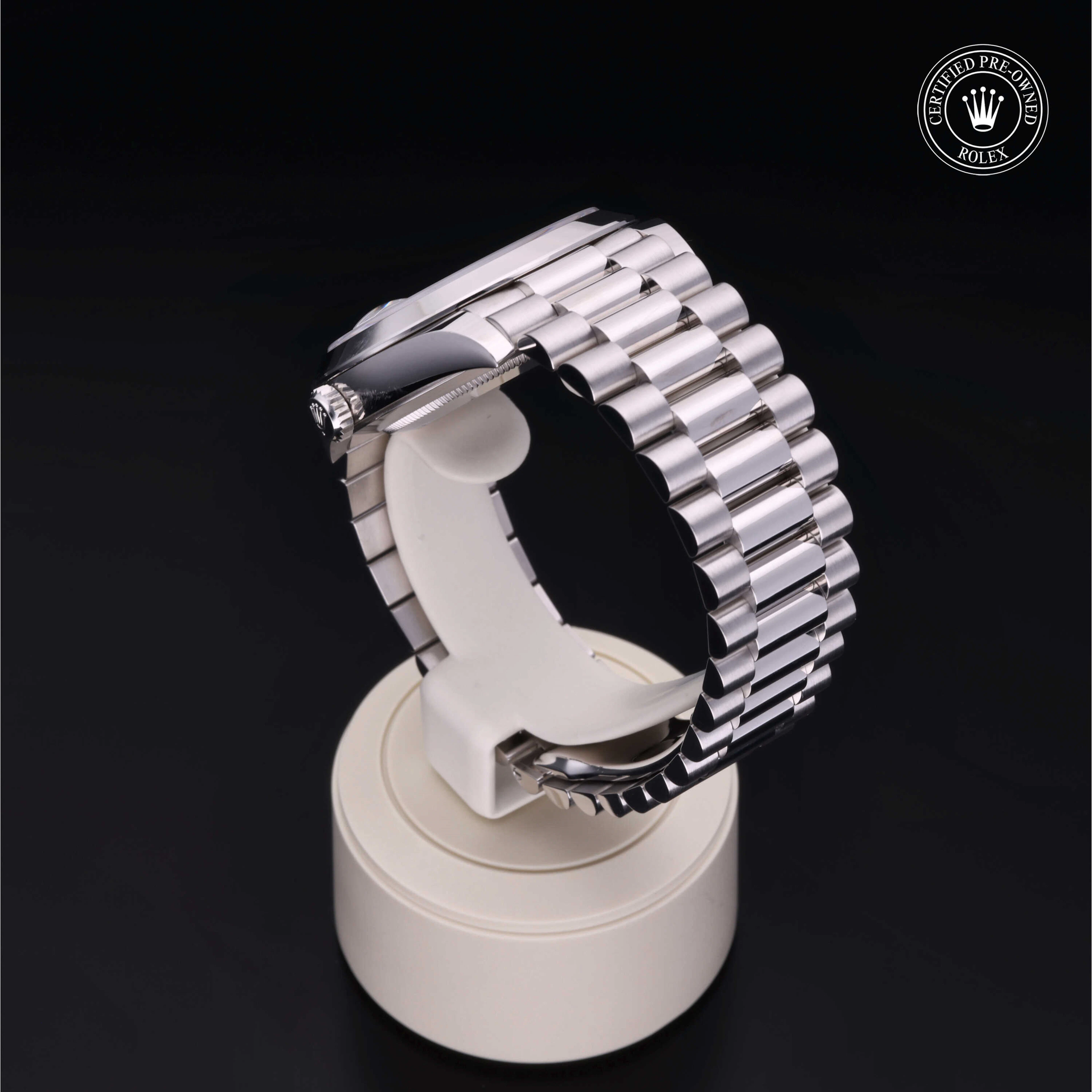 Pre-owned watches Day-Date 228206