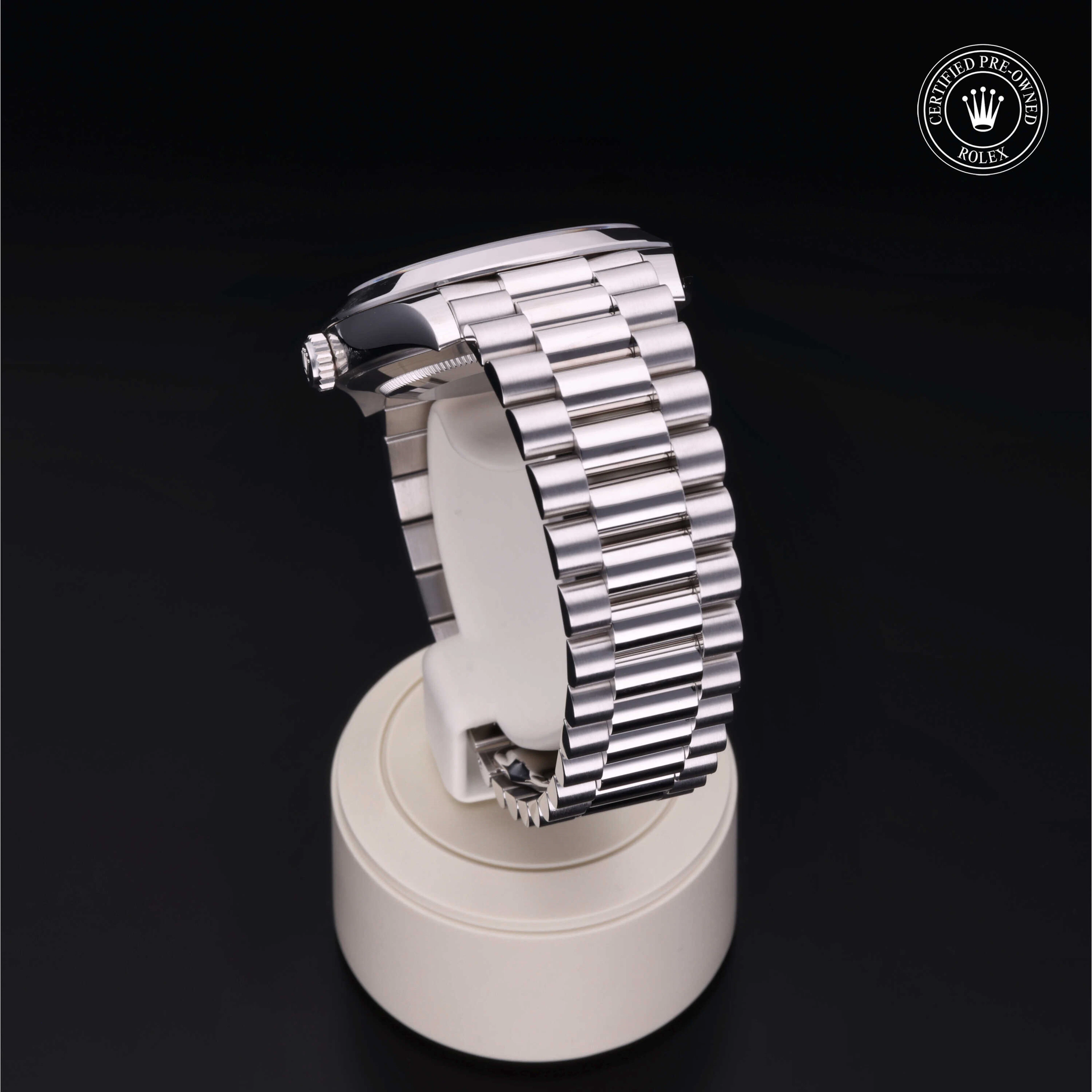 Pre-owned watches Day-Date 228206