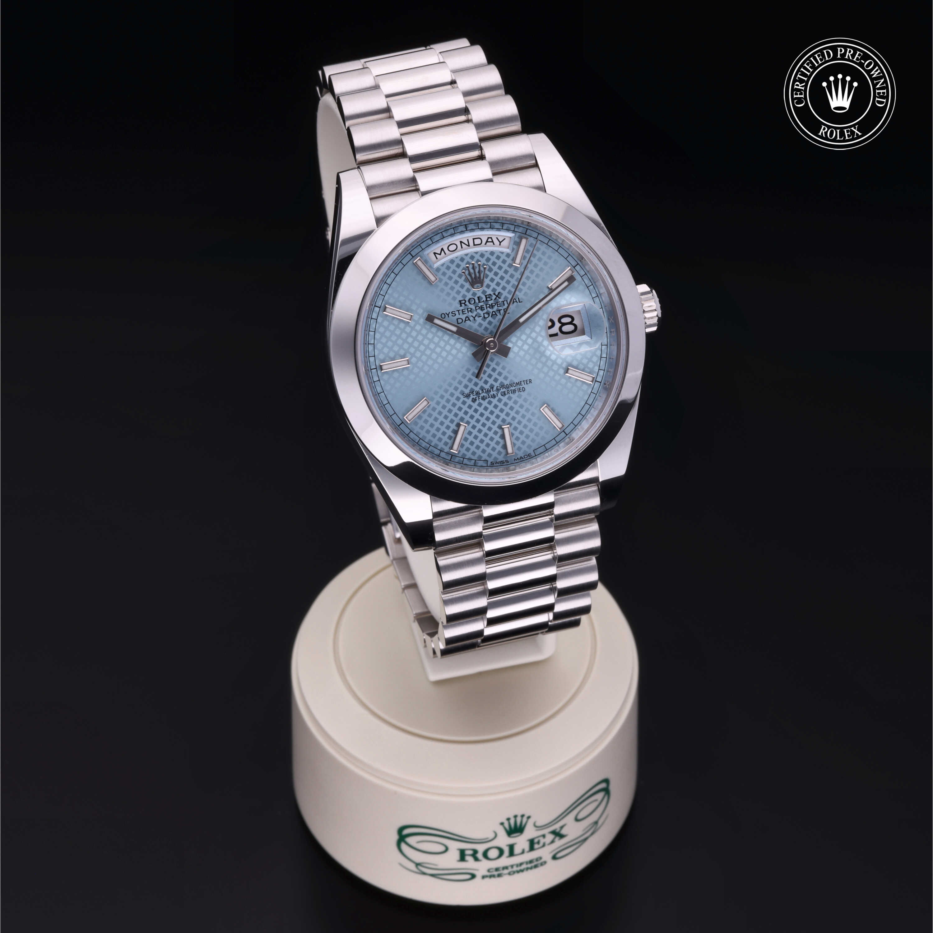 Pre-owned watches Day-Date 228206