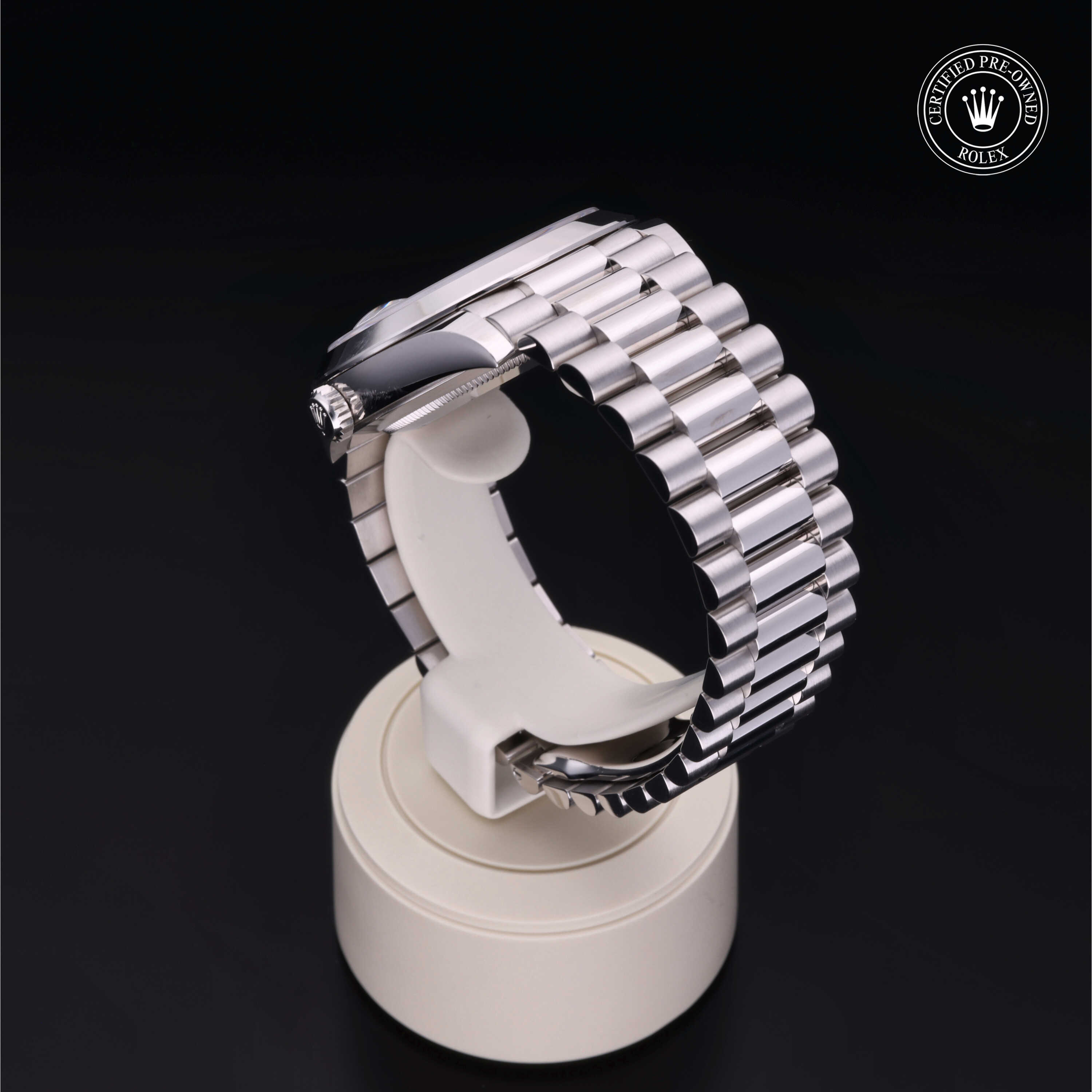 Pre-owned watches Day-Date 228206