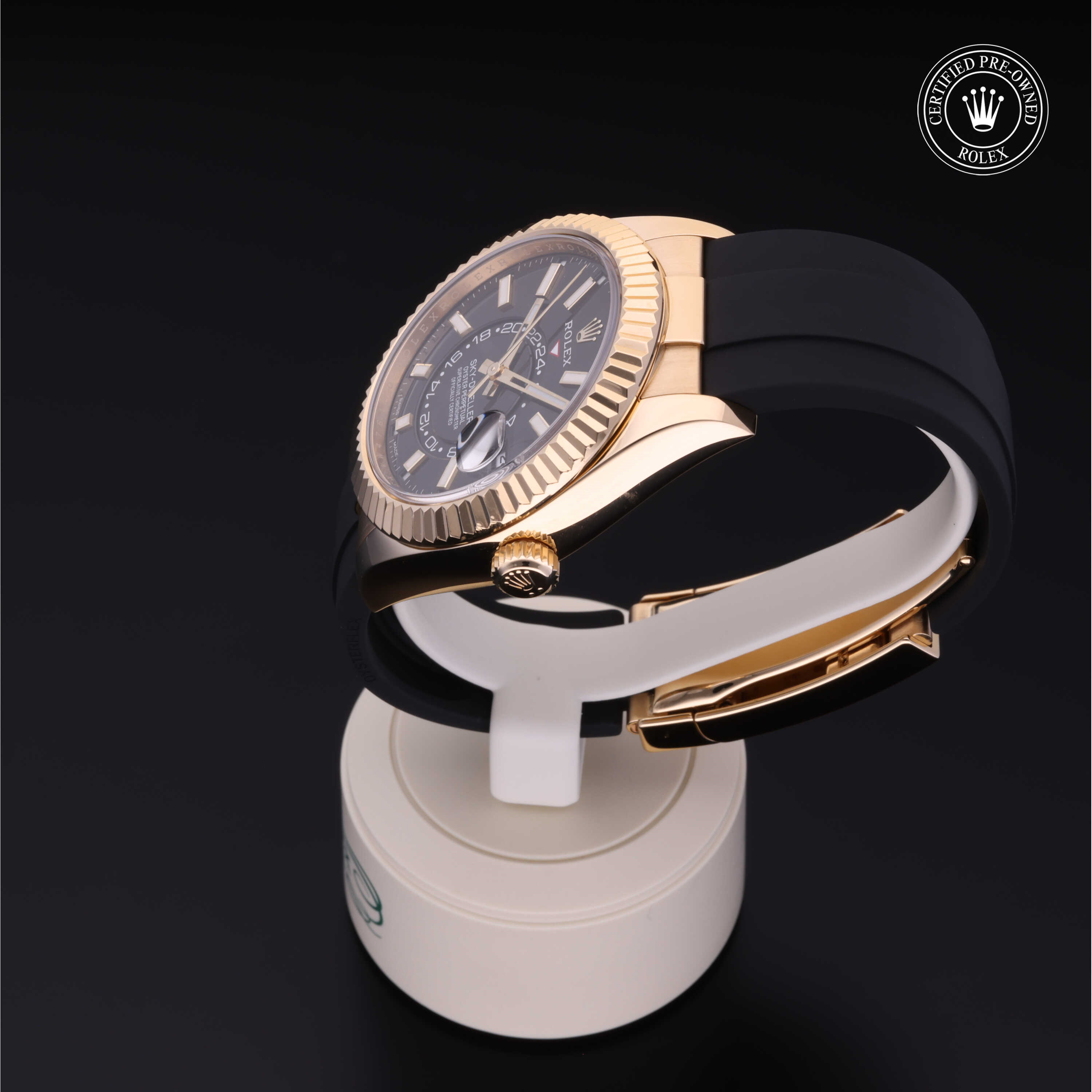 Pre-owned watches Sky-Dweller 326238