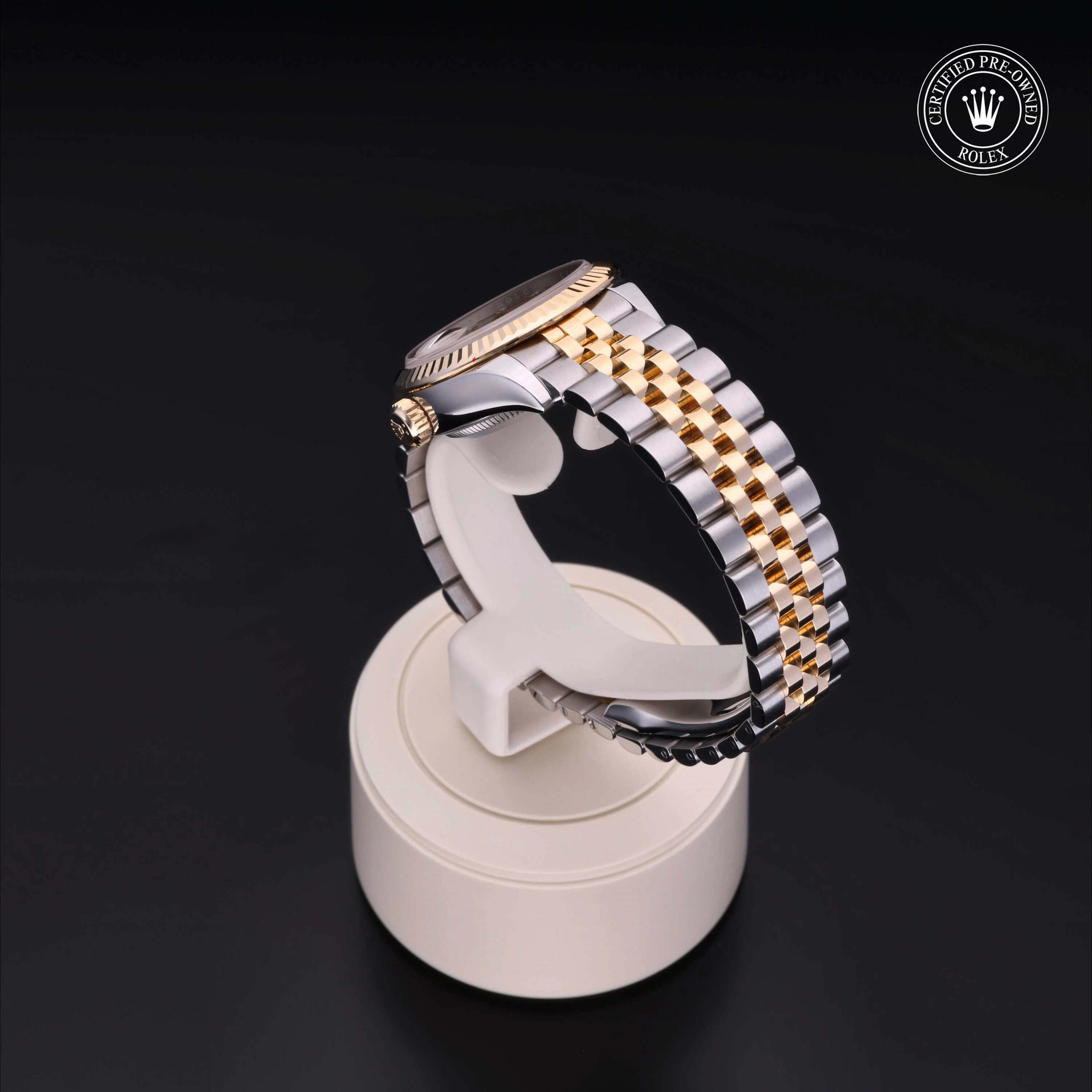 Rolex Certified Pre-Owned Datejust Datejust, Unknown, Rolesor 18 Carat Yellow, 28 mm - image 4 of 5