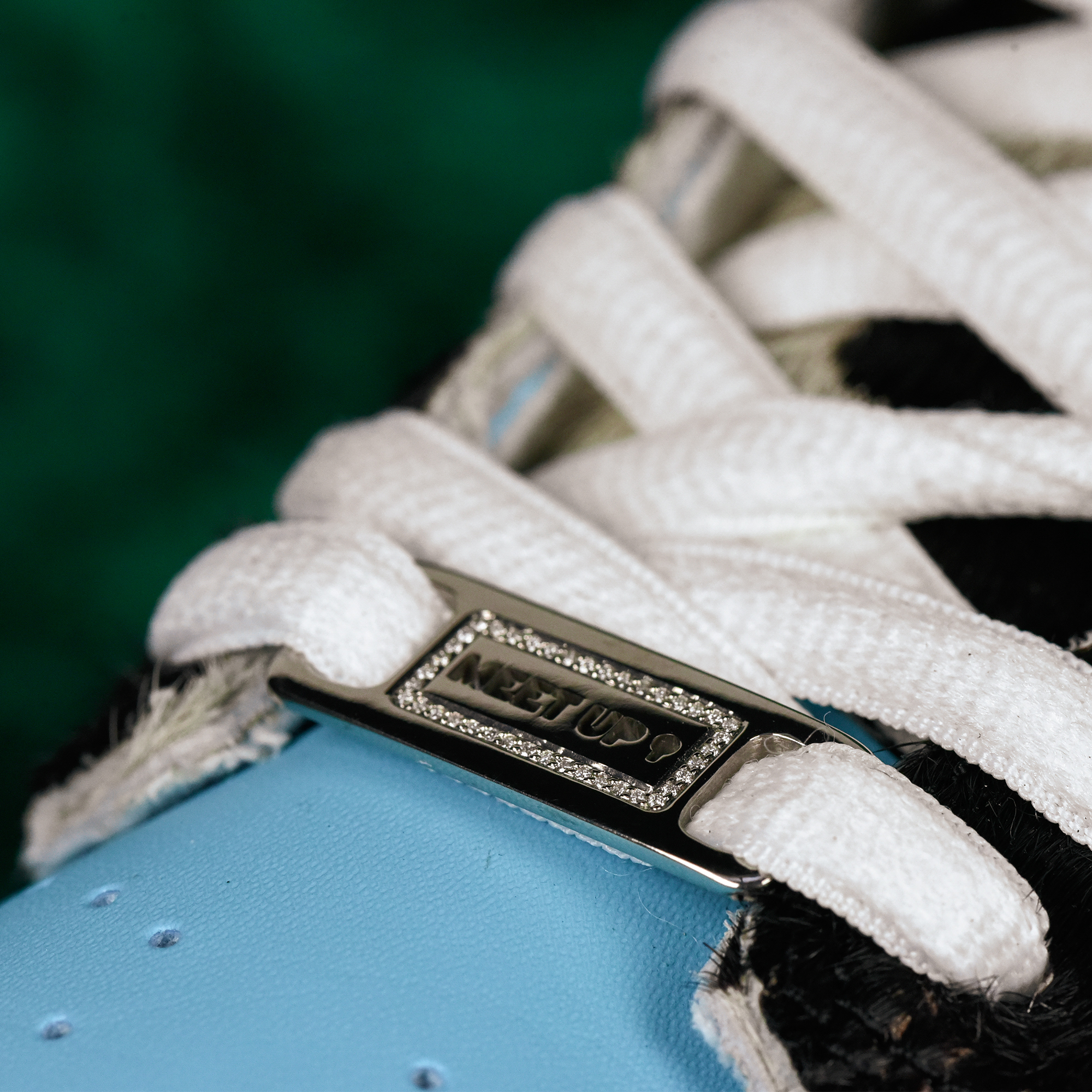 TROPHY BY GASSAN Lace tag Timeless