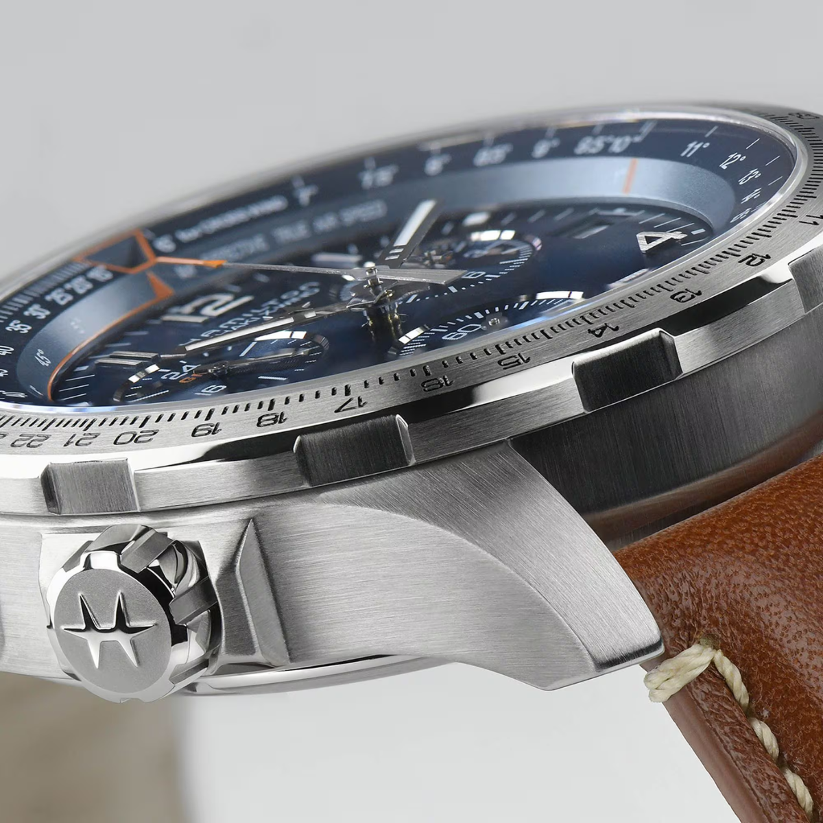 Hamilton X-Wind GMT Chrono Q LB