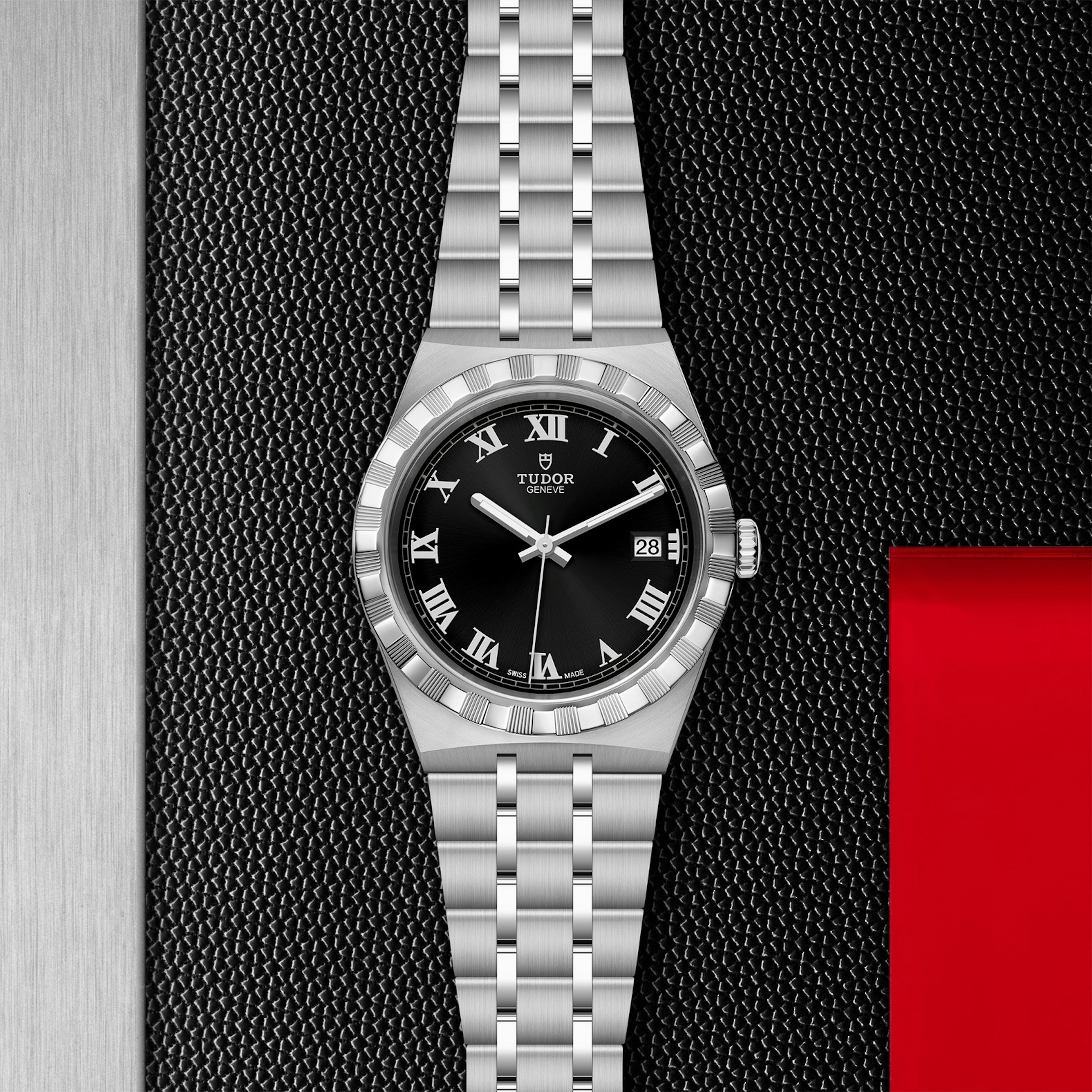 Tudor Royal 38