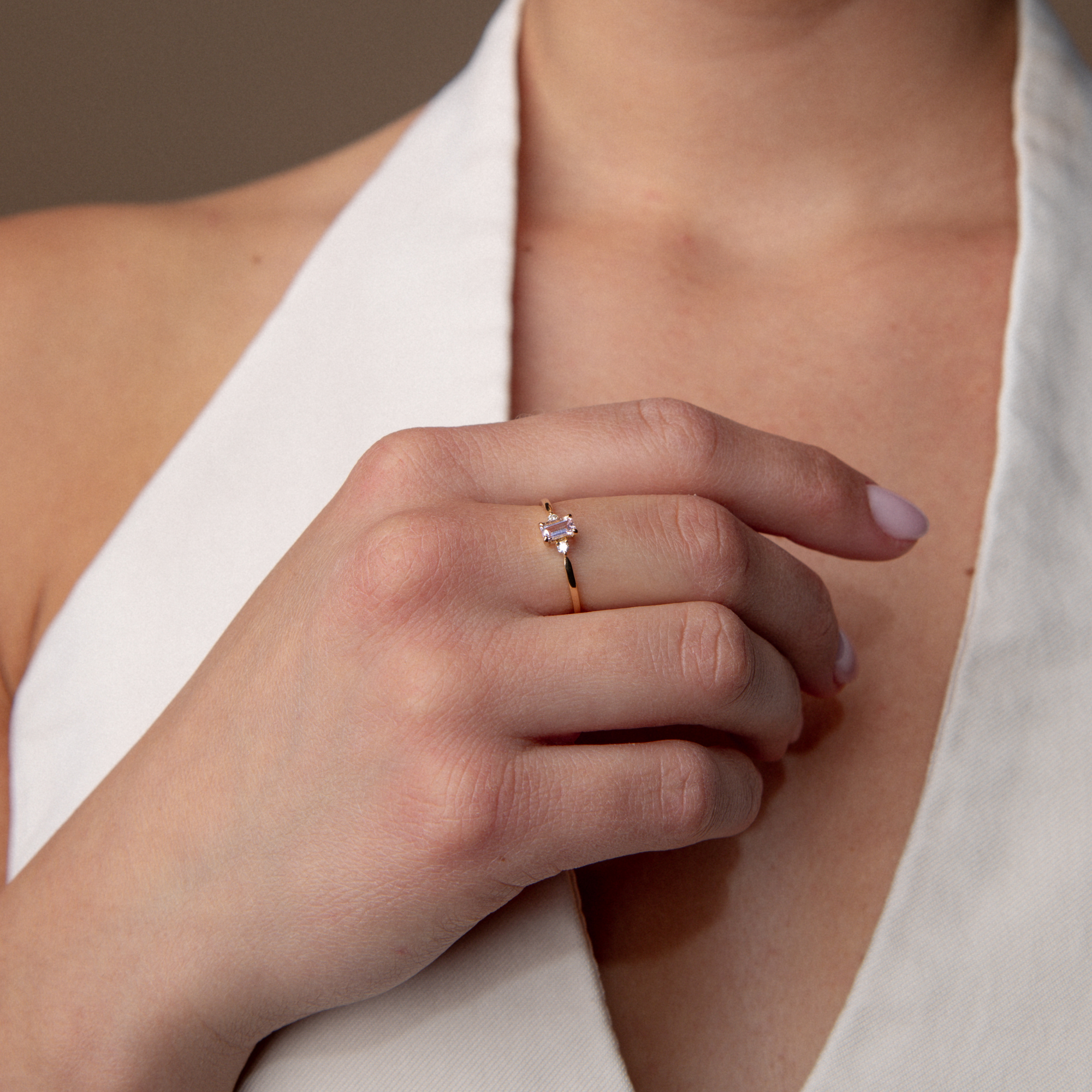 Gigi by GASSAN Ring Rainbow Forest Pink Emerald